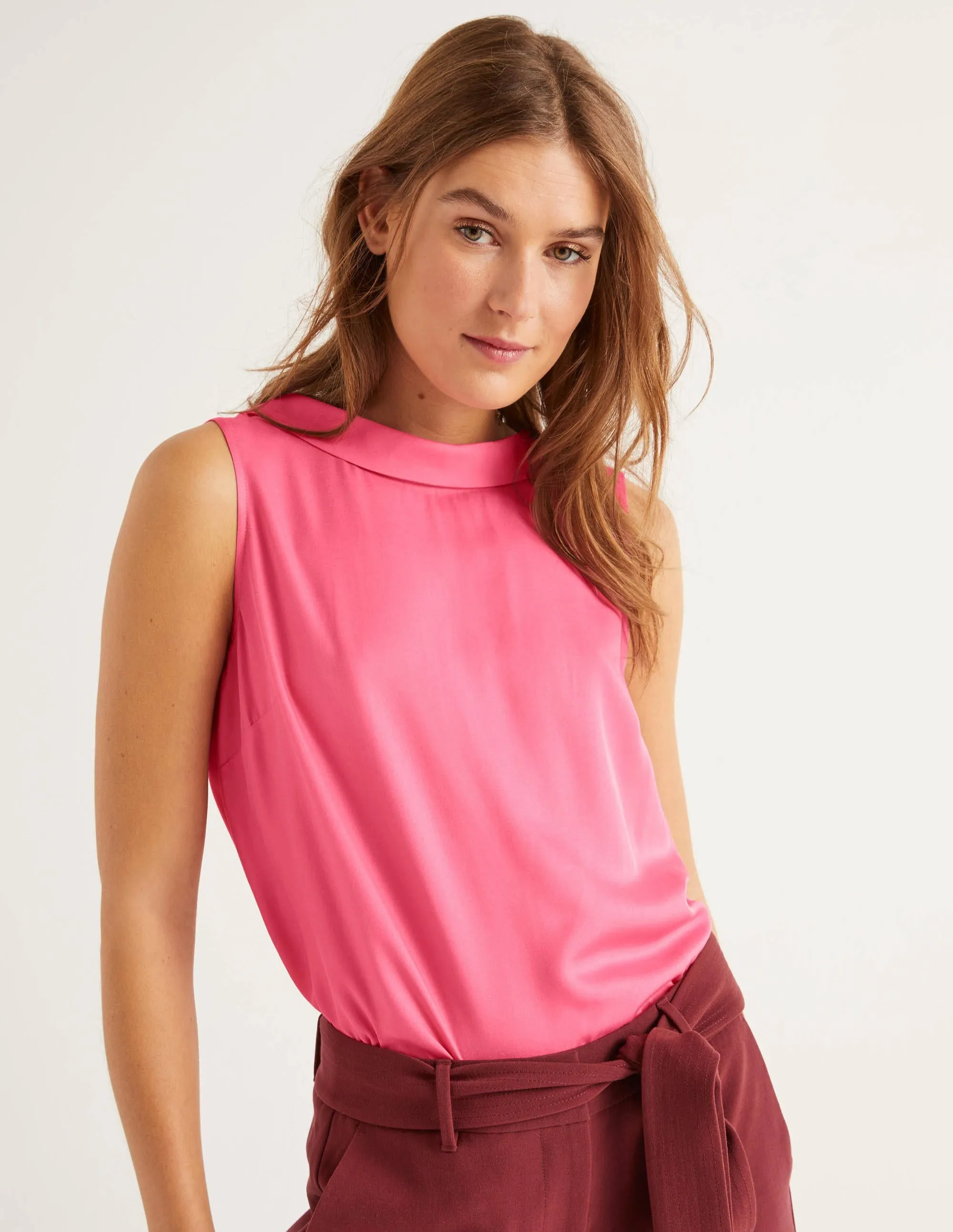 Adriana Top-Bright Camellia
