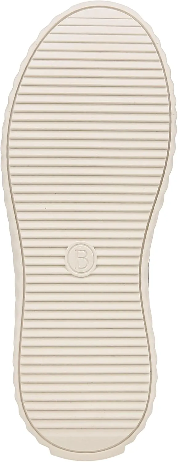 BZees Women's Wanderer Sneaker