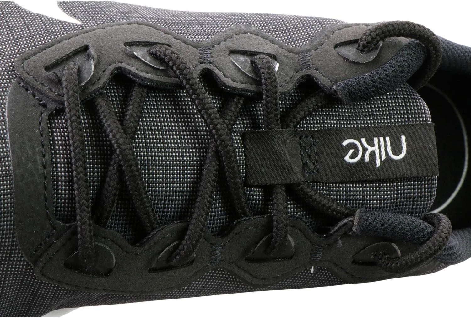 Nike Men's Explore Strada Sneaker