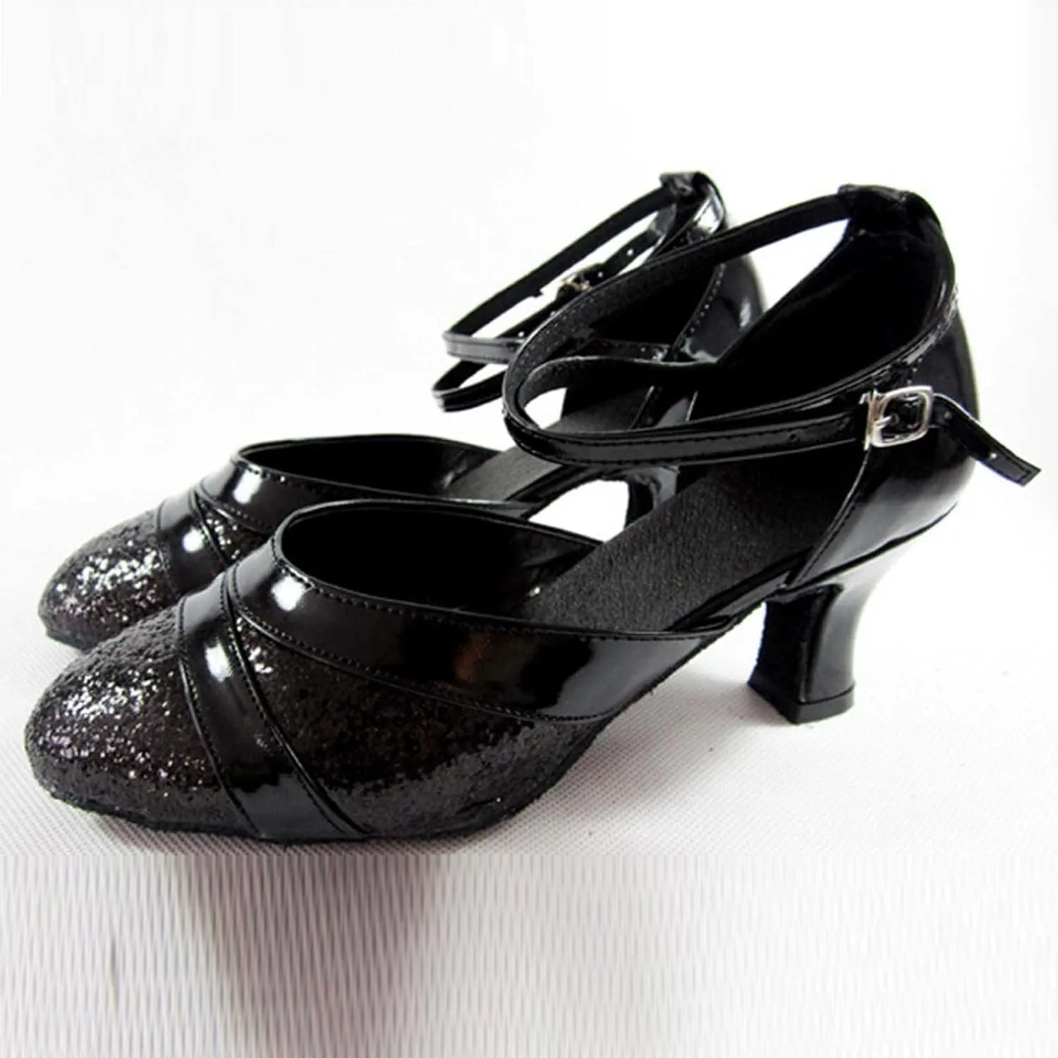 oiangi Womens Glitter Latin Dance Shoes Fashion Sequins Ballroom Salsa Tango Professional Performance Practice Dancing Shoes Trendy Ankle Straps Buckle Sandals