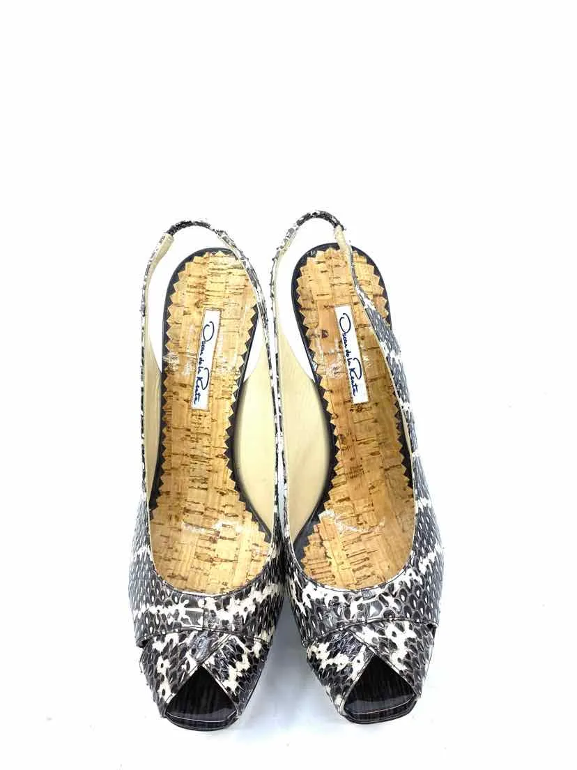 OSCAR DE LA RENTA Snakeskin Pumps | 9.5